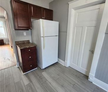 For Lease - 323 Queenston Street Unit# 1, St. Catharines, Ontario - Photo 4