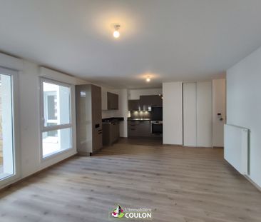 Location Appartement 3 pièces 61m² - Photo 2
