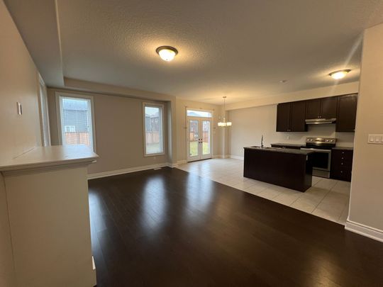 For Lease - 23 LOCKERBIE Crescent, Collingwood, Ontario - Photo 1