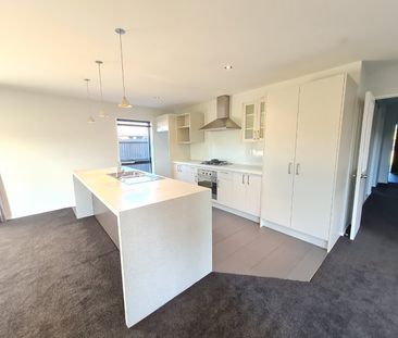 10 Sedgemoor Close, Burwood Christchurch - Photo 6