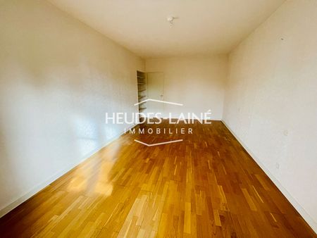 Location Appartement 3 pièces 85m² AVRANCHES 50300 - Photo 3