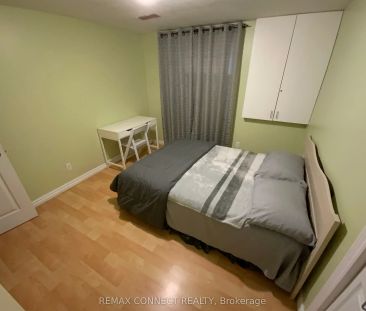 73 Carisbrooke Square #Lower - Photo 4