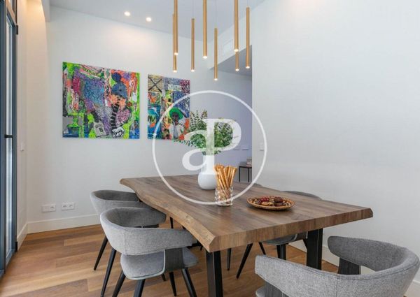 Flat with terrace for rent in Goya (Madrid)