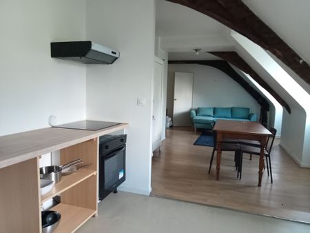 Location Appartement 2 pièces 50m² LANNION 22300 - Photo 2