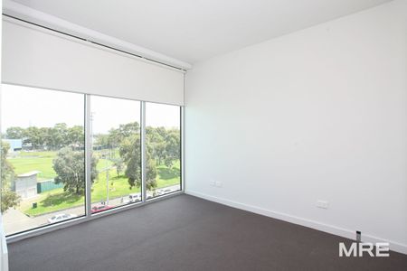 411/86 Macaulay Road, North Melbourne - Photo 2