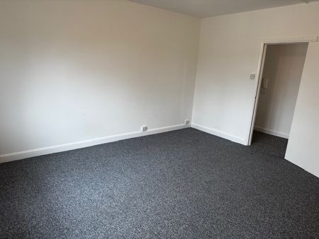 2 Bed Flat, Hamstead Court, B19 - Photo 2