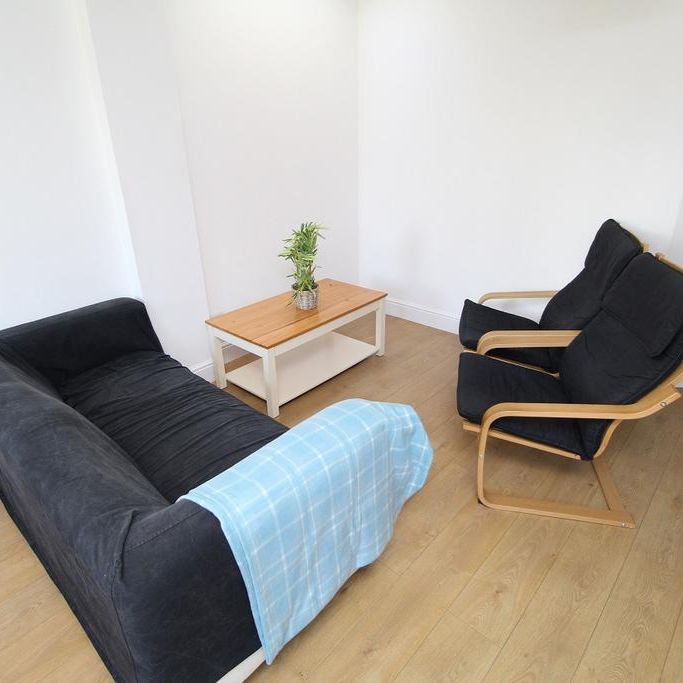 5 bedroom terraced house to rent - Photo 1