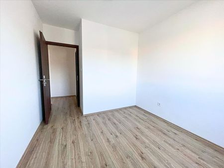 Kiadó újszerű állapotú lakás - Győr - Fotó 5
