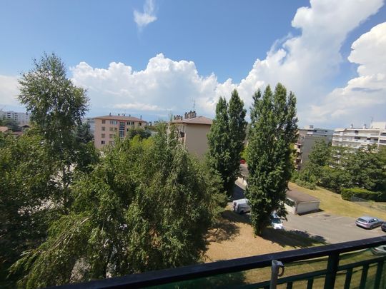 Location Appartement 3 pièces 56m² - Photo 1