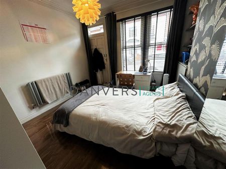 3 bedroom terraced house to rent - Photo 2