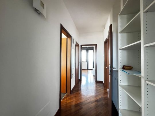 Appartamento in Via Matarrese 20, Bari (BA) - Photo 1