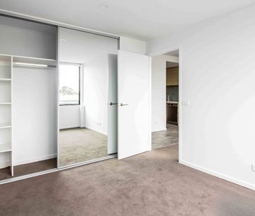 114/16 Lomandra Drive, Clayton South, Vic 3169 - Photo 2