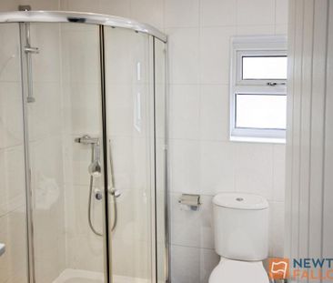 3 bedroom semi-detached house to rent - Photo 4