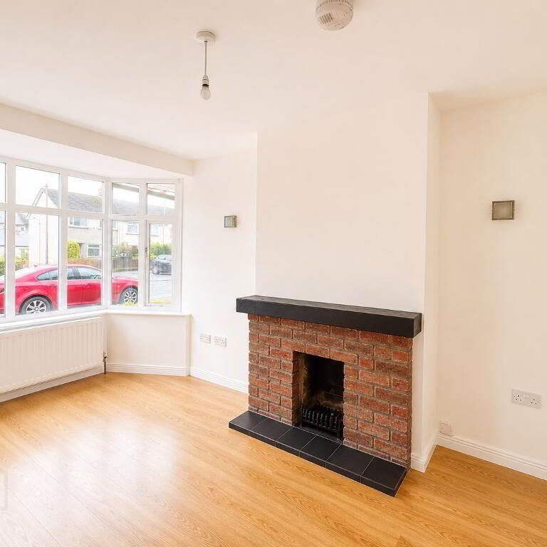 105 Railway Street, Comber, BT23 5HQ - Photo 1