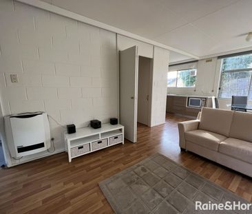 2/2 Thomas Street, Bellerive, TAS 7018 - Photo 6