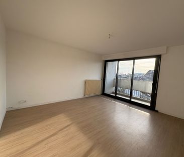 Location Appartement 2 pièces 42m² MARMANDE 47200 - Photo 1
