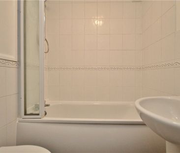 Dorchester Court, Oriental Road, Woking, Surrey, GU22 7DN - Photo 4