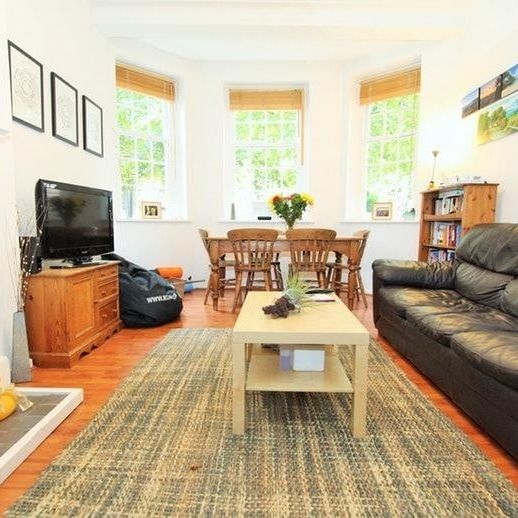 3 Bed Flat, Trouville Road, SW4 - Photo 1