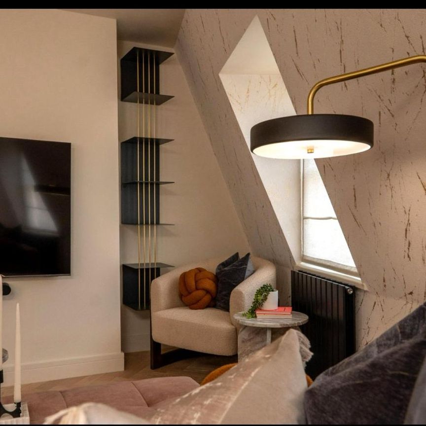 2 bedroom flat to rent - Photo 1