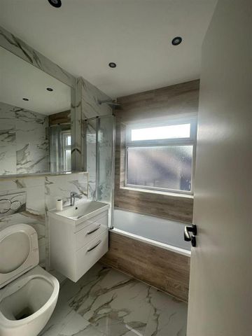 4 bedroom house to rent - Photo 5