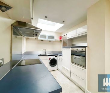 John William Court, 72 John William Street, Huddersfield, HD1 - Photo 5