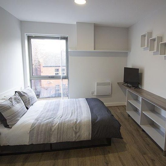 Studio to rent - Photo 1