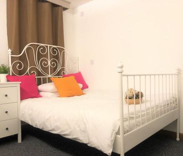 Studio to rent - Photo 6