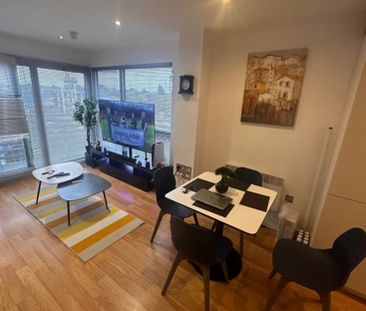 Room in a Shared Flat, Devell House, M14 - Photo 4