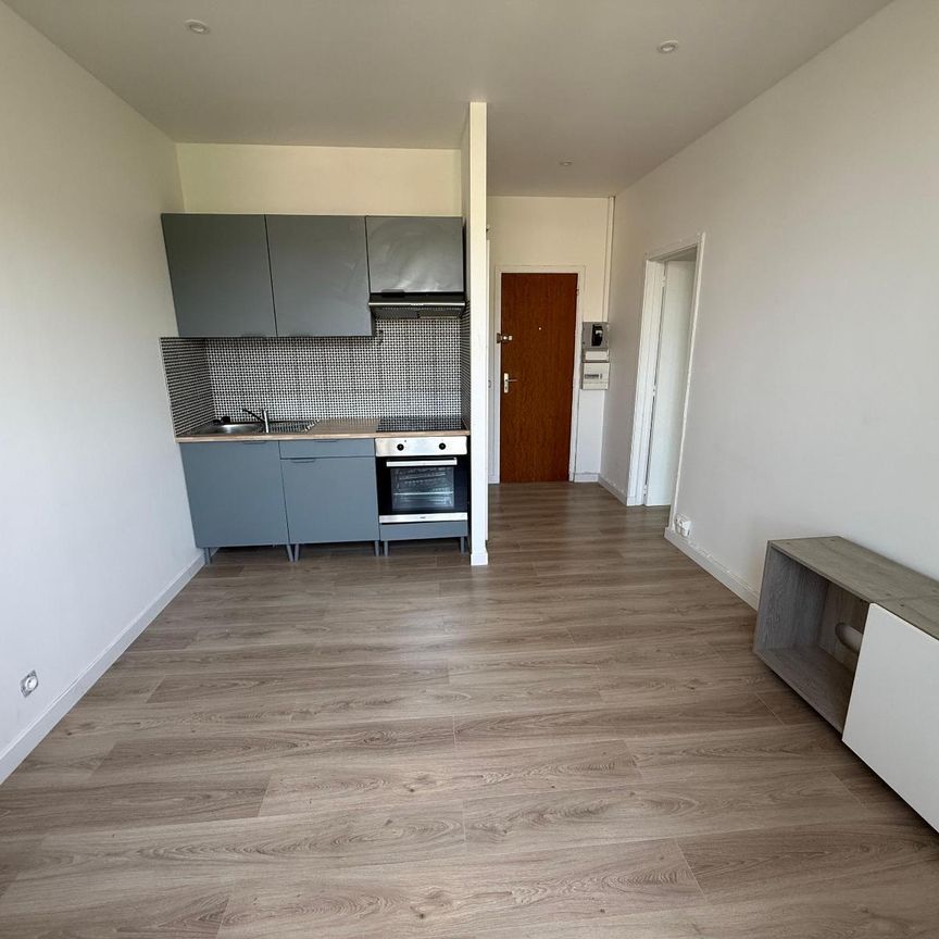 Location Appartement 2 pièces 31m² CHAMALIERES 63400 - Photo 1