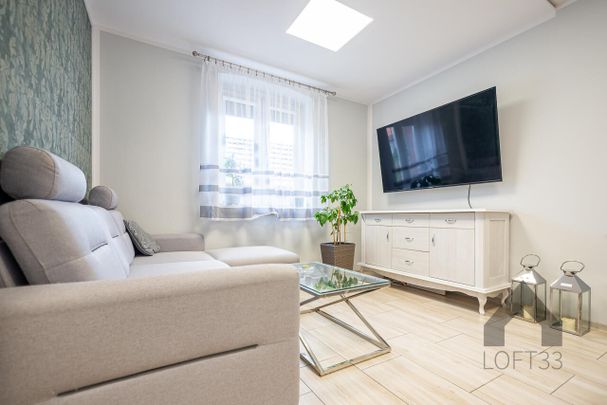 Piękne dwupokojowe mieszkanie na parterze z ogródkiem | Spacer 3D - Zdjęcie 1