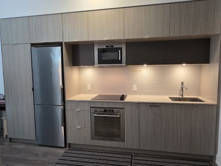 For Lease - 575 Bloor Street Unit# 310, Toronto, Ontario - Photo 3