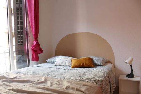 Carrer de Xifré, Barcelona, Catalonia 08026 - Photo 5