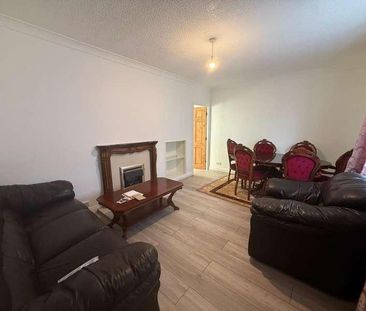 Cook Grove, Peterlee, County Durham, SR8 - Photo 6