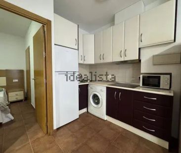 Alquiler de piso en Calle Santa Rosa - Photo 3