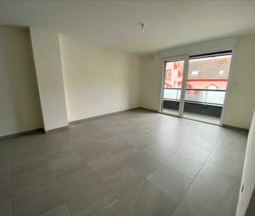 Location Appartement 62.78 M² SAINT-LOUIS 770 € - Photo 2