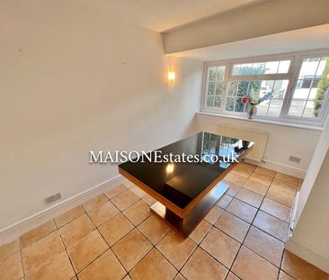 Dereham Court, LEAMINGTON SPA, CV32 - Photo 3