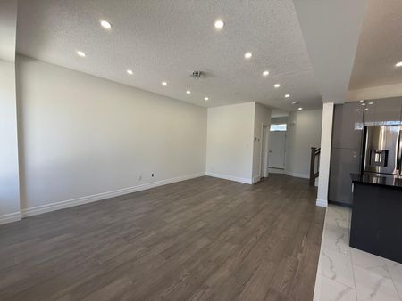 For Lease - 90 Knott Drive Unit# UPPER, London South, Ontario - Photo 2