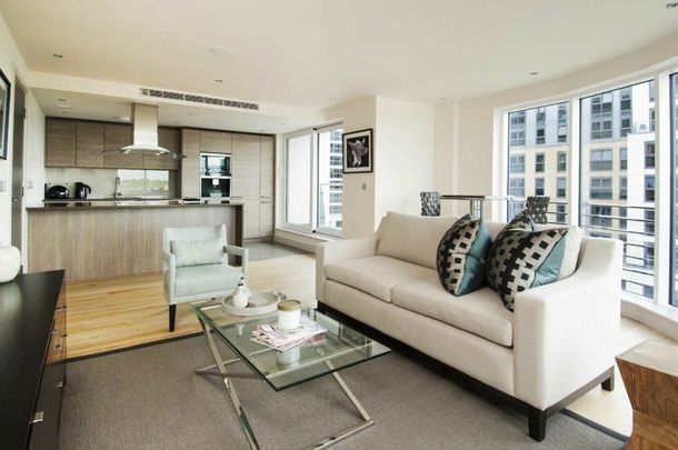 Townmead Road, Fulham, SW6 - Photo 1