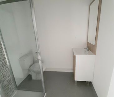 Location Appartement 1 pièce 18m² NIMES 30000 - Photo 4