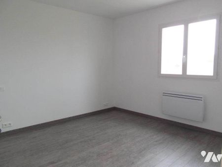 LOCATION MAISON INDIVIDUELLE - BOIS JEROME SAINT OUEN - Photo 2