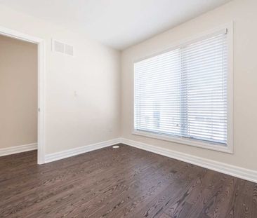 For Lease - 37 Juneau Street, Vaughan, Ontario - Photo 6