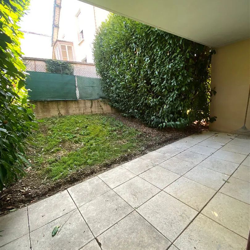 Location appartement 3 pièces - 47.47m² à Dijon (21000) - Photo 1