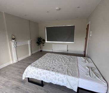Room in a Shared House, Stonebridge Lock Cottages, N17 - Photo 5