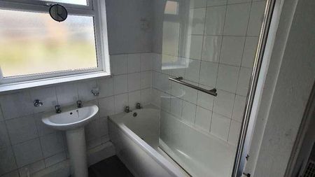 Flat A, Sandringham Street, Hull, HU3 - Photo 5