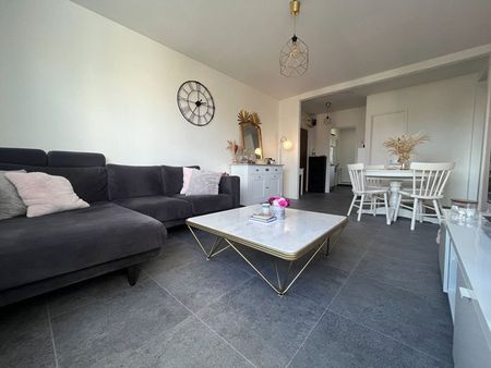 Appartement 3 pièces à - Photo 2