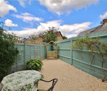 Elizabeth Court, Farncombe, GU7 3QZ - Photo 1