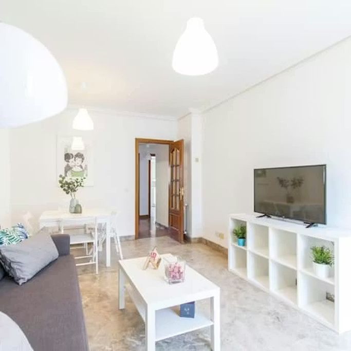 Calle de Pamplona, Madrid, Community of Madrid 28039 - Photo 1