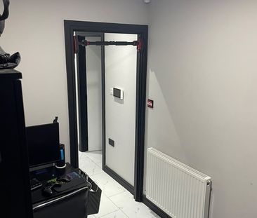 Room in a Shared House, Pinner View, HA1 - Photo 4