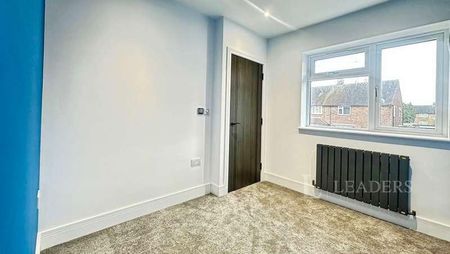 Priestleys, Luton, Bedfordshire, LU1 - Photo 4