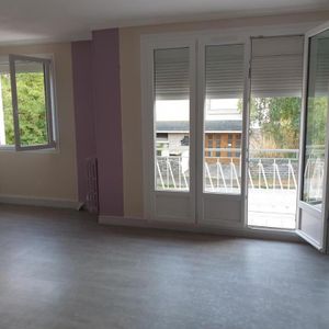 LAVAL - Pavillon sur sous-sol de 88m² - Photo 2